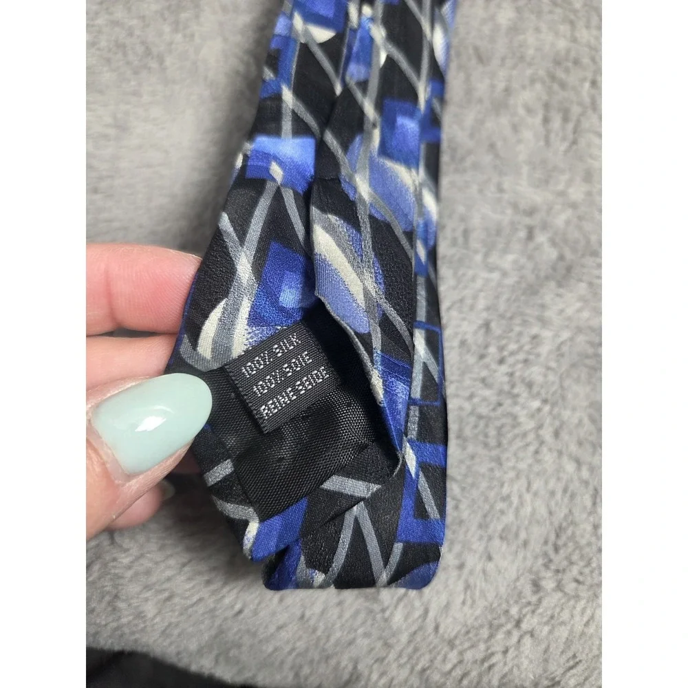 Pavone‎ Men's Neck Tie Blue Black Geometric Made In Italy Silk 3.75/60